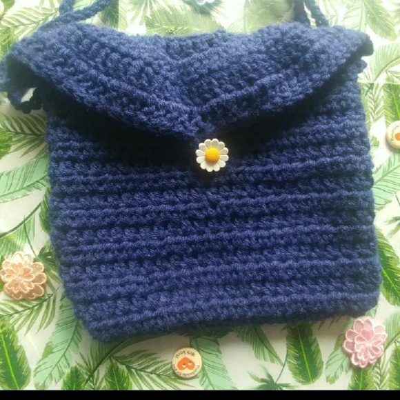 Handbag - Picture 2 of 4